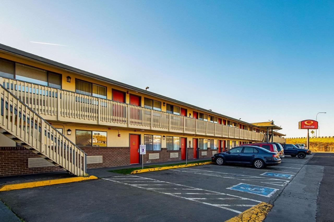Econo Lodge Kent Exteriér fotografie